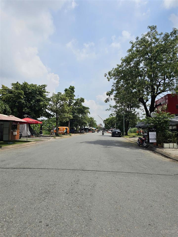 Cần chuyển nhượng giá rẻ đường số 2 giá 54 tr/m2, kdc phú xuân vạn phát hưng,  0934 132 ***