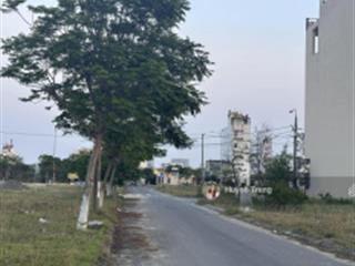 Bán lô đất mặt tiền võ văn đồng sát biển  diện tích90m2