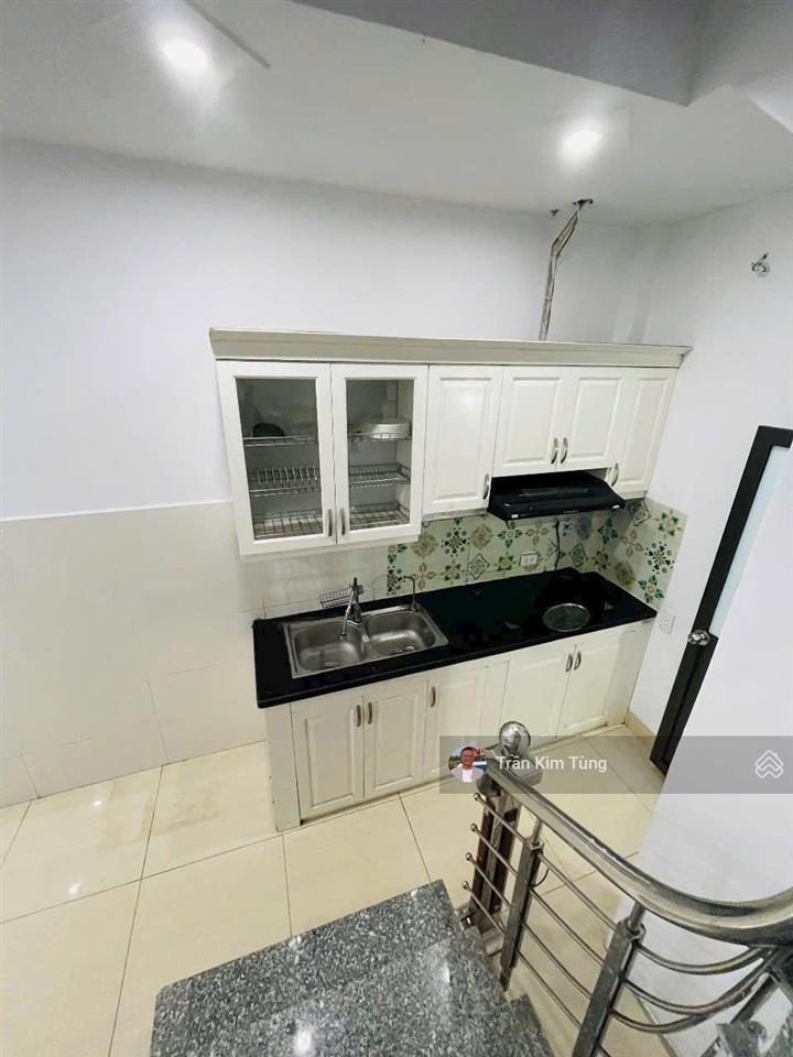 Bán nhà 35m2 x 5 tầng thạch bàn cổ linh, gần bãi gửi xe ô tô