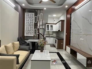 Bán nhà 5 tầng gần cấp 3 thạch bàn full nội thất giá nhỉnh 5 tỷ