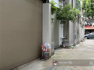 Bán đất cách mặt phố cổ linh vài bước chân, dt 40m2 mặt tiền 4m, dài 10m, ngõ thông