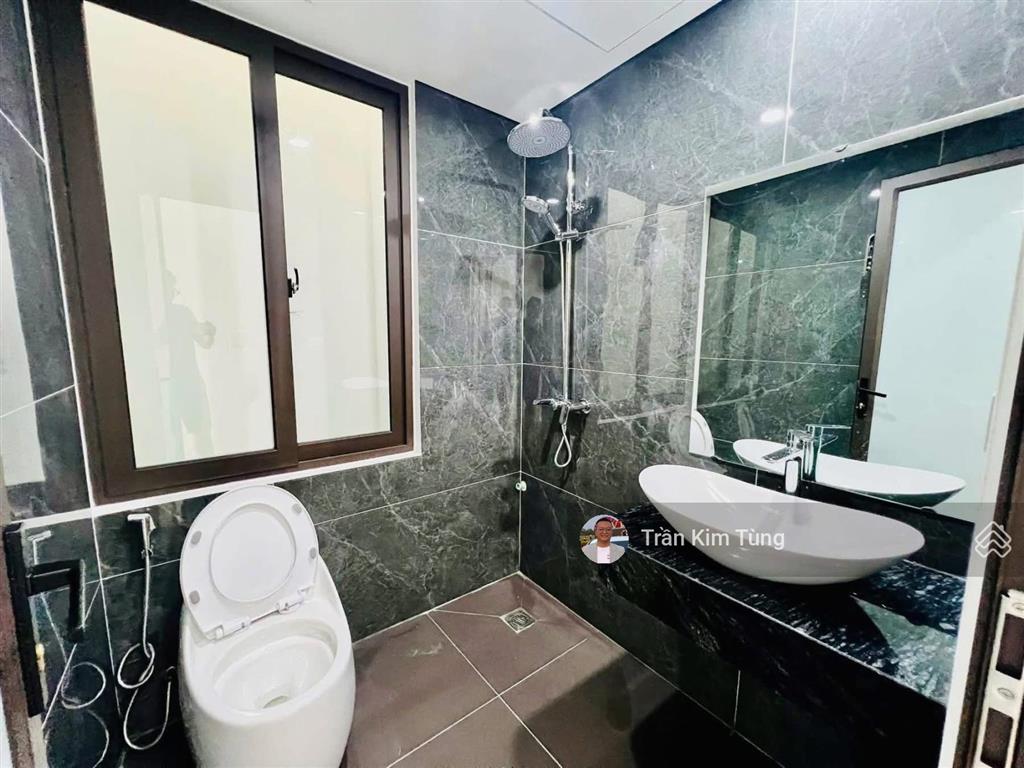 Bán nhà ngõ 145 thạch bàn full nội thất gara ô tô, thang máy. vị trí trung tâm, ngay aeon long biên