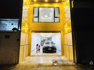 Bán nhà 60m2 x 7 tầng, ngõ 101 phố trạm, ngay chân cầu vĩnh tuy, ô tô tránh, kinh doanh