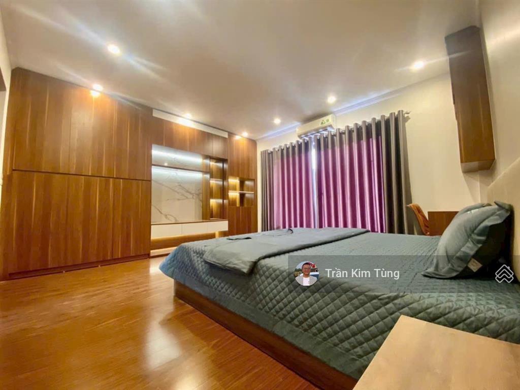 Bán nhà ngay chợ thạch bàn  6 tầng  dt 42m2 mt 5m + full nội thất. giá nhỉnh 10 tỷ