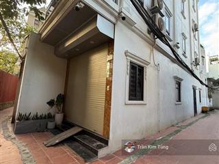 Bán nhà đẹp 50m2 x 4 tầng lô góc ngay đường cổ linh, cạnh vườn hoa, thoáng vĩnh viễn