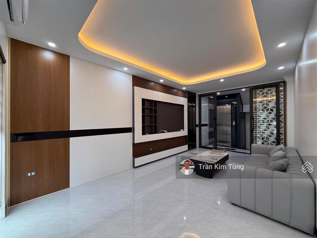Bán nhà thạch bàn 35m2 x 6 tầng, thang máy, full nội thất, đường ô tô tránh, kinh doanh
