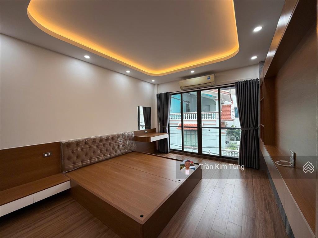 Bán nhà thạch bàn 35m2 x 6 tầng, thang máy, full nội thất, đường ô tô tránh, kinh doanh
