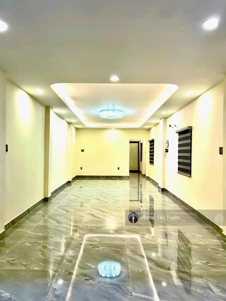 Bán nhà đẹp sát bên 3 tháng 2, hai mặt tiền phan xích long, 12,5 tỷ, 68,4m2, 2pn, 3wc, q11, khu