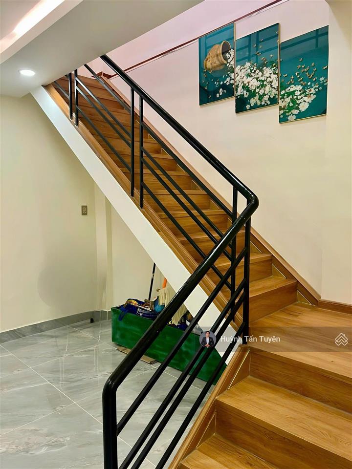 Bán nhà đẹp sát bên 3 tháng 2, hai mặt tiền phan xích long, 12,5 tỷ, 68,4m2, 2pn, 3wc, q11, khu