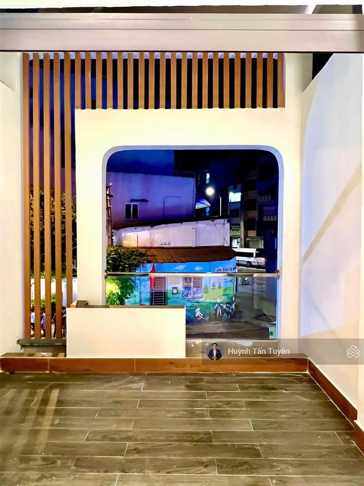 Bán nhà đẹp sát bên 3 tháng 2, hai mặt tiền phan xích long, 12,5 tỷ, 68,4m2, 2pn, 3wc, q11, khu