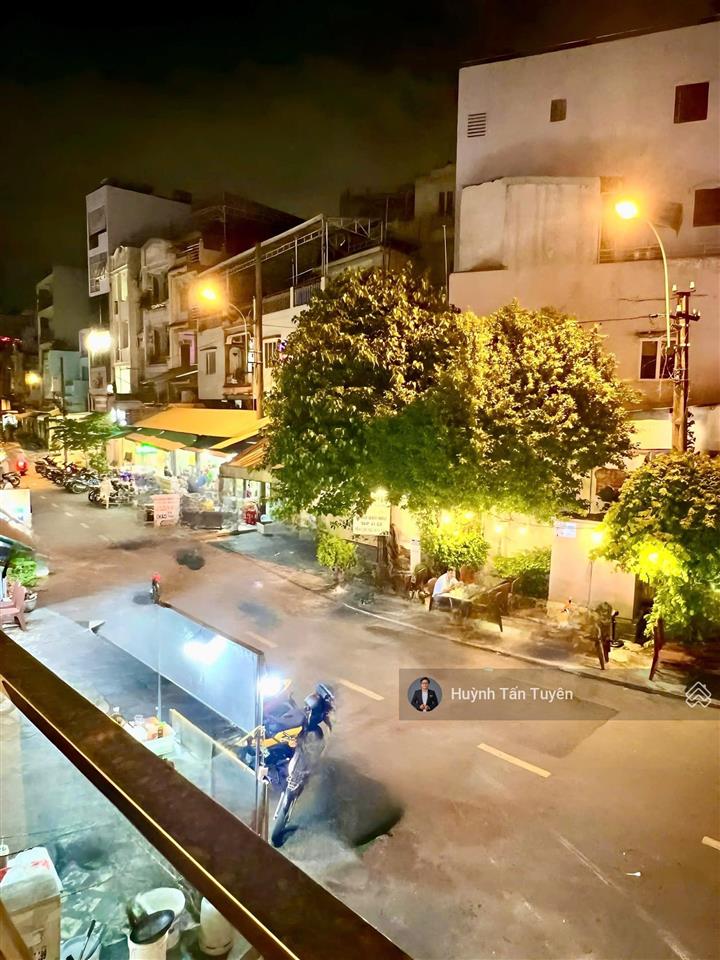 Bán nhà đẹp sát bên 3 tháng 2, hai mặt tiền phan xích long, 12,5 tỷ, 68,4m2, 2pn, 3wc, q11, khu