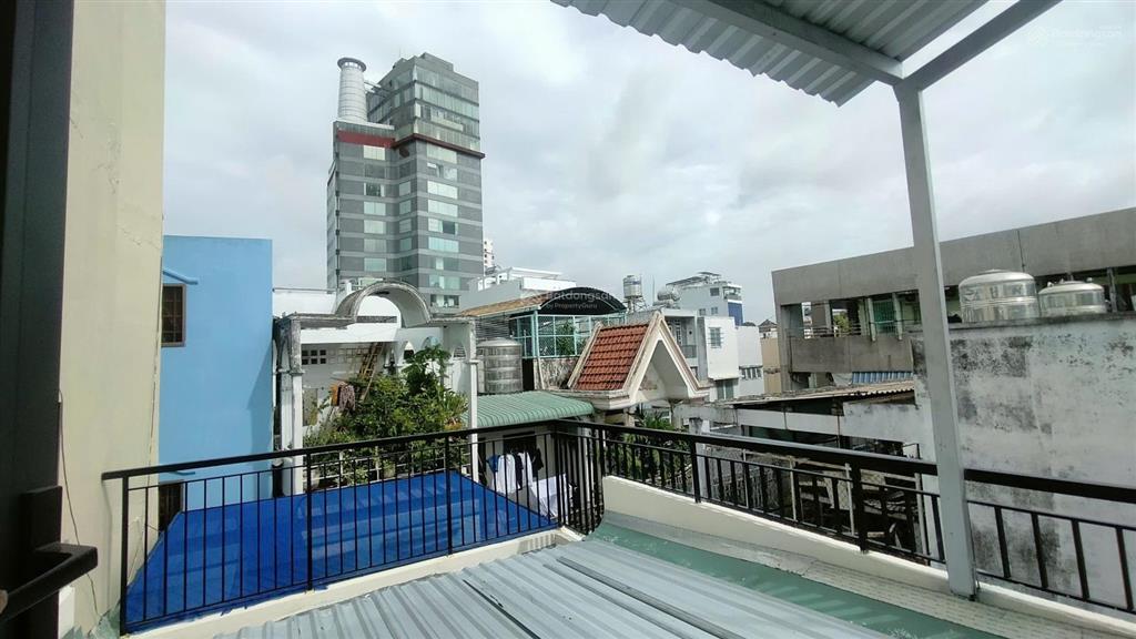 Chủ bán nhà có sổ đất 49m2, đã xây 4.5 tấm, ngang 3.9m, chỉ 9,9 tỷ, 6pn, 4wc tại cao đạt, q5, hcm