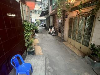 Chủ bán nhà có sổ đất 49m2, đã xây 4.5 tấm, ngang 3.9m, chỉ 9,9 tỷ, 6pn, 4wc tại cao đạt, q5, hcm