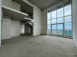 Cơ hội sở hữu penthouse 5pn vista verde, dt 403,1m2, sổ hồng  hỗ trợ vay bank. giá 64,5 triệu/ m2