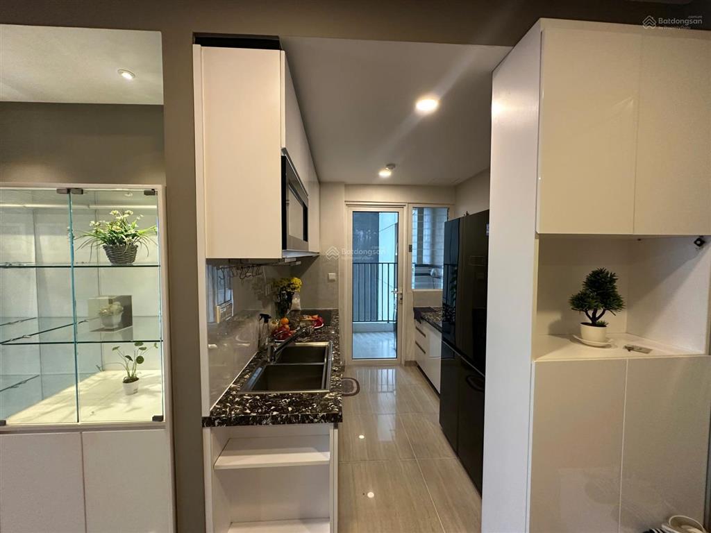 Phòng kinh doanh vista verde cho thuê căn góc 2pn 90m²  full nội thất mới cao cấp!