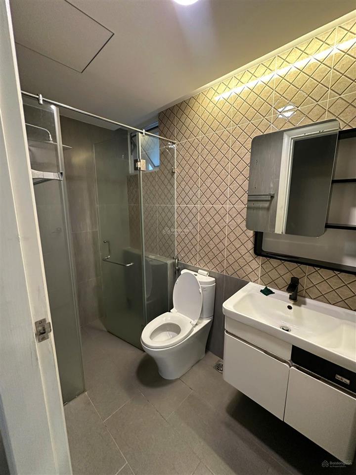 Phòng kinh doanh vista verde cho thuê căn góc 2pn 90m²  full nội thất mới cao cấp!