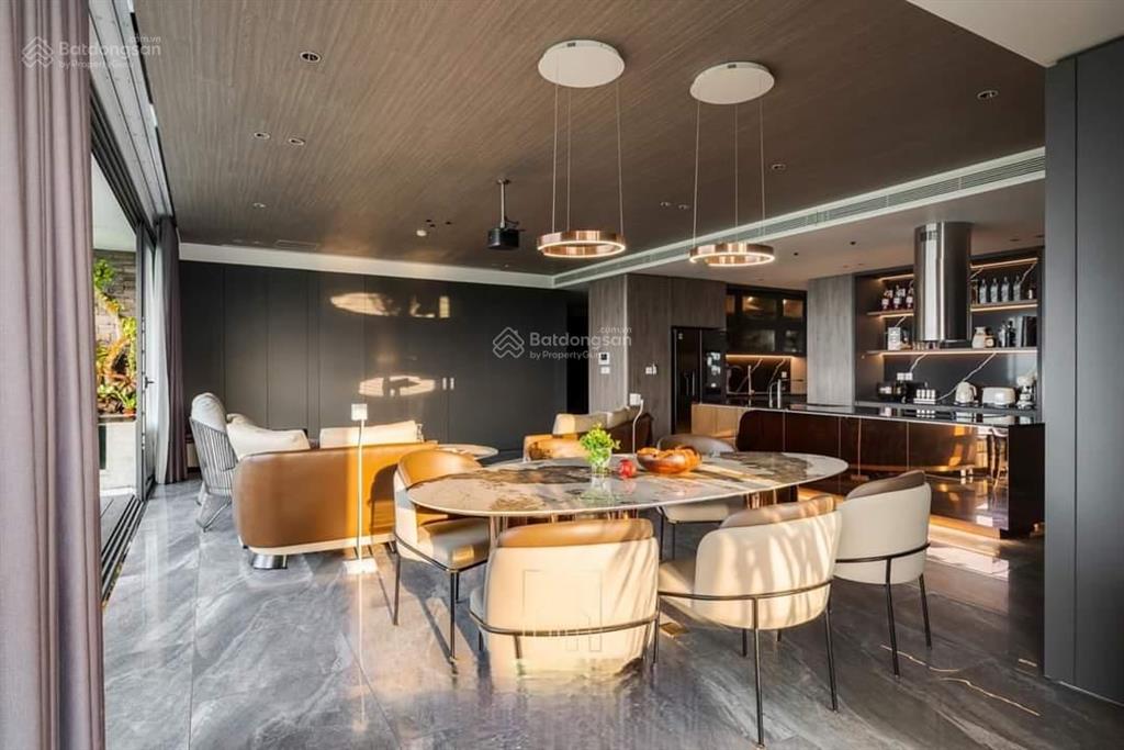 Chính chủ cần bán ch thanh xuân building 98m2 3pn full đồ tầng đẹp view thoáng.  0987 362 ***