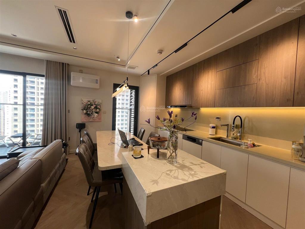 Chính chủ bán ch eurowindow 27 trần duy hưng 122m2 3pn full đồ luxury, bc đông nam, sẵn sổ đỏ
