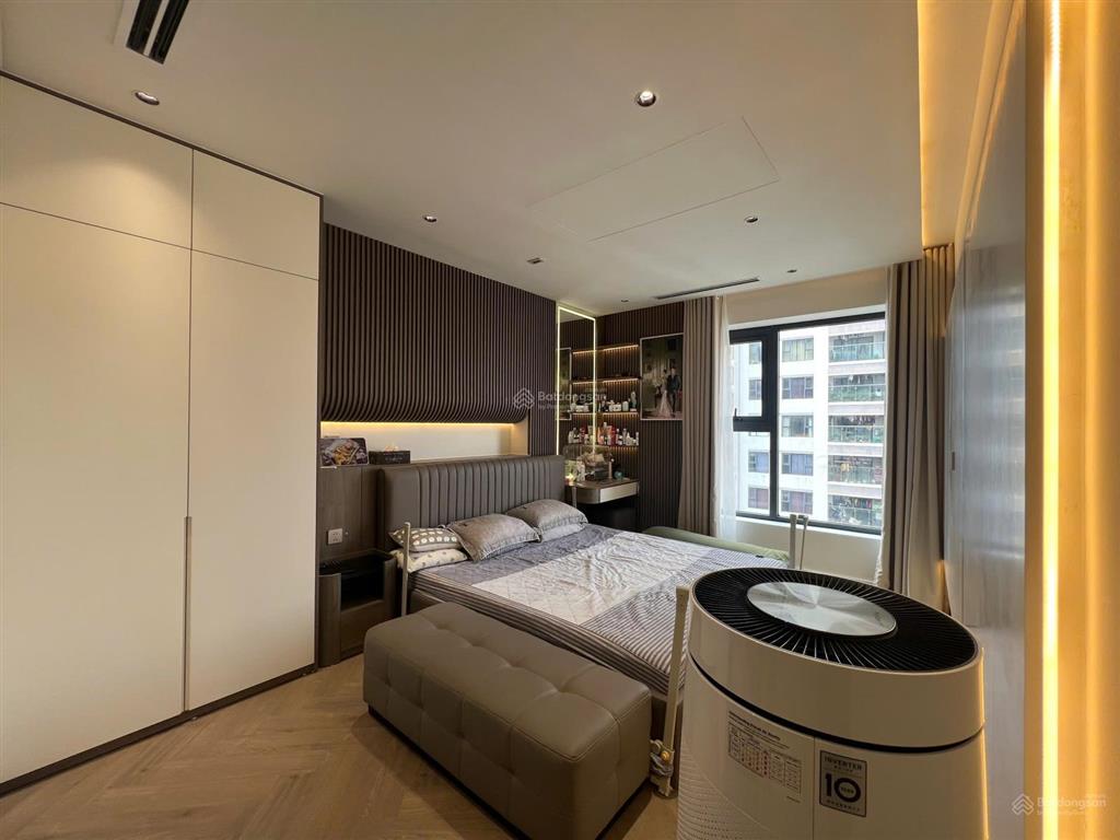 Chính chủ bán ch eurowindow 27 trần duy hưng 122m2 3pn full đồ luxury, bc đông nam, sẵn sổ đỏ