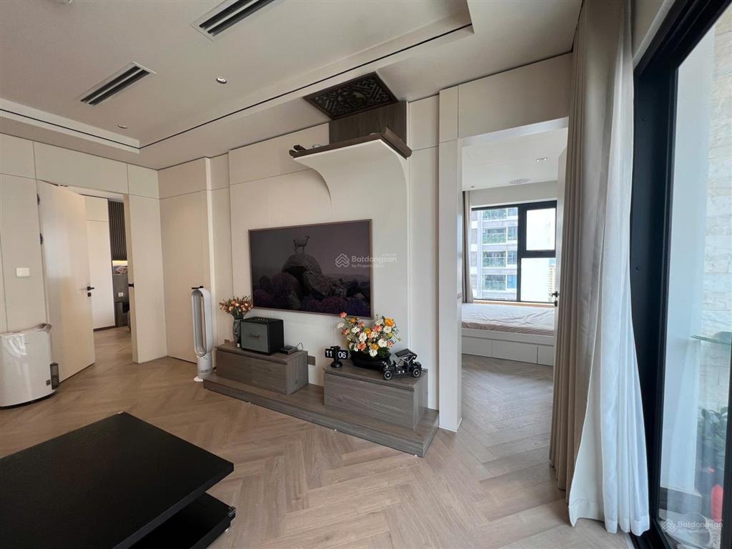 Chính chủ bán ch eurowindow 27 trần duy hưng 122m2 3pn full đồ luxury, bc đông nam, sẵn sổ đỏ
