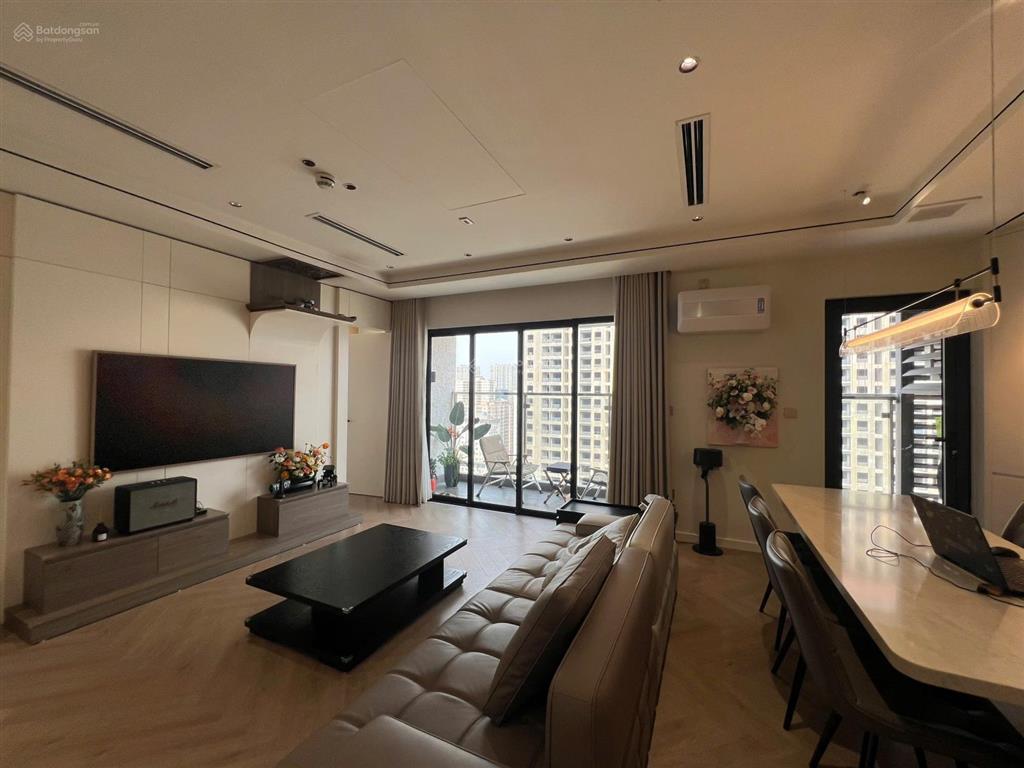 Chính chủ bán ch eurowindow 27 trần duy hưng 122m2 3pn full đồ luxury, bc đông nam, sẵn sổ đỏ