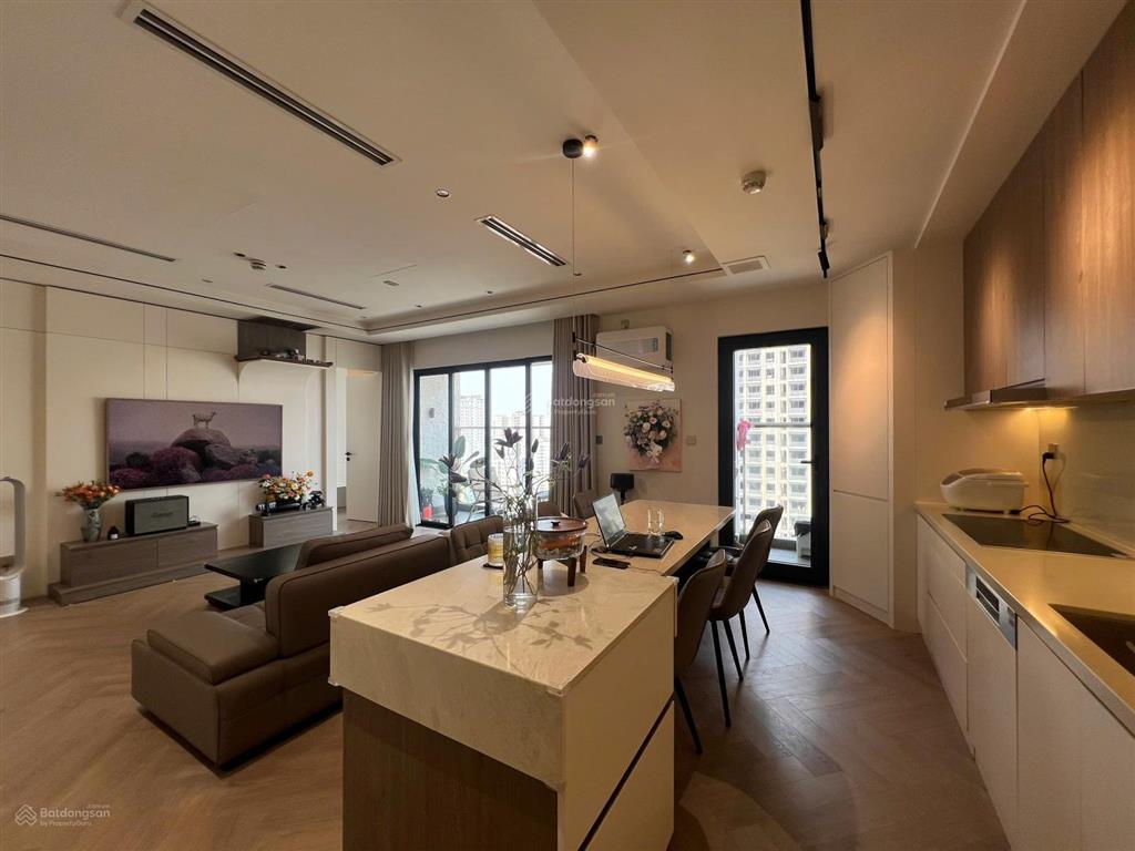Chính chủ bán ch eurowindow 27 trần duy hưng 122m2 3pn full đồ luxury, bc đông nam, sẵn sổ đỏ