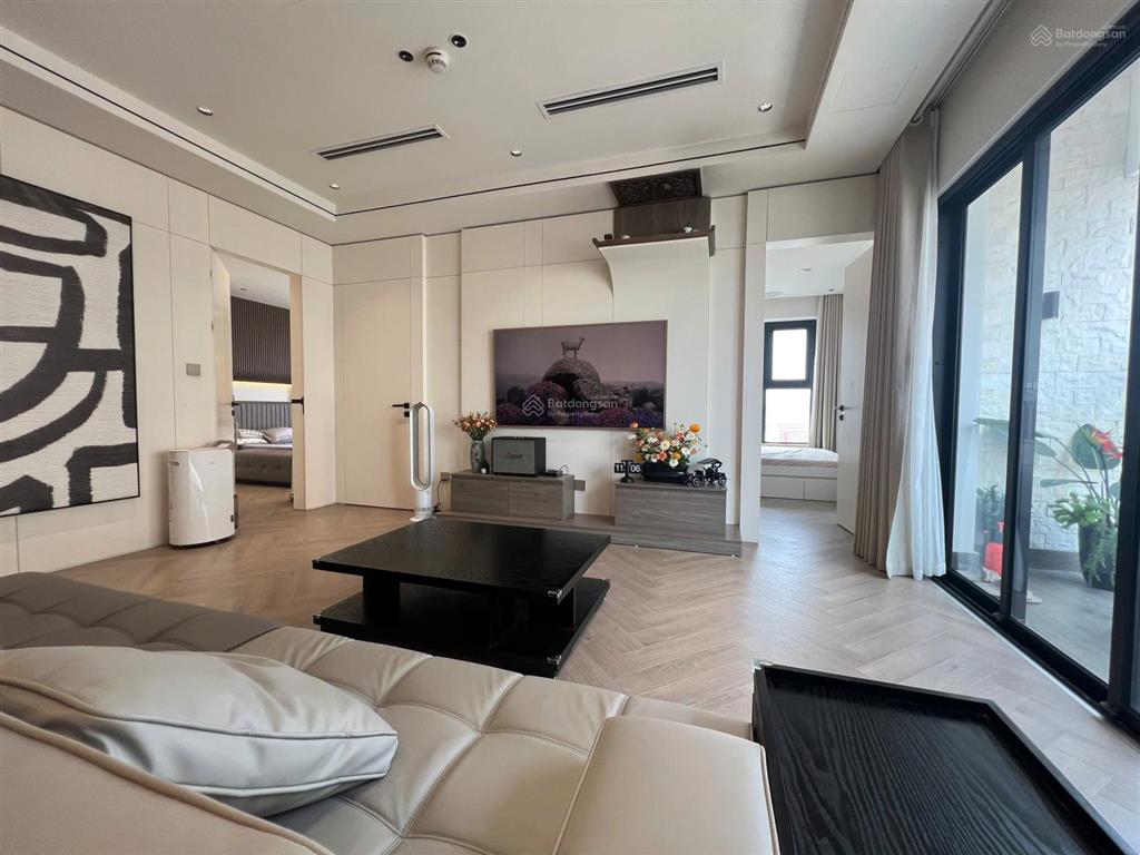 Chính chủ bán ch eurowindow 27 trần duy hưng 122m2 3pn full đồ luxury, bc đông nam, sẵn sổ đỏ