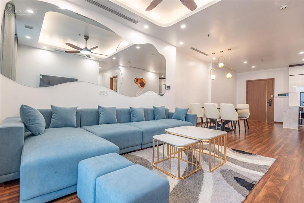 Chính chủ gửi bán ch intracom trung văn 118m2 3pn căn góc tầng trung view thoáng.  0987 362 ***