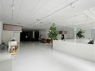 Cho thuê mbkd mặt phố phố huế, tầng 1 và 2 300m², mt 11m, riêng lối, kd mọi mô hình