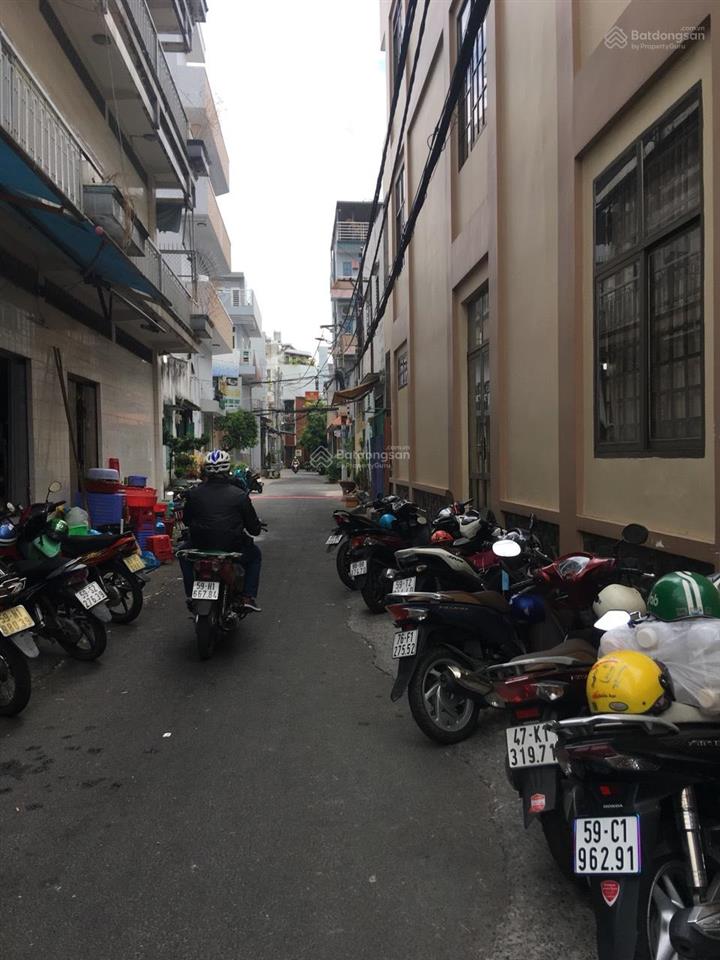 Vip! góc 2mt ngay mega bình phú  4.2x15  3 tầng  hdt 18 triệu/tháng  chỉ 9 tỷ