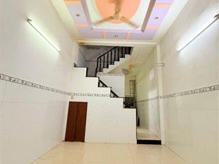 Nhà 2 tầng, chỗ đậu ô tô Âu Cơ, P.9, Tân Bình, 3.95 tỷ