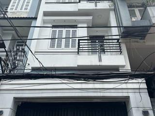 Nhà 5 tầng gần mặt tiền Nguyễn Hồng Đào, hẻm ô tô tránh, 12.3 tỷ
