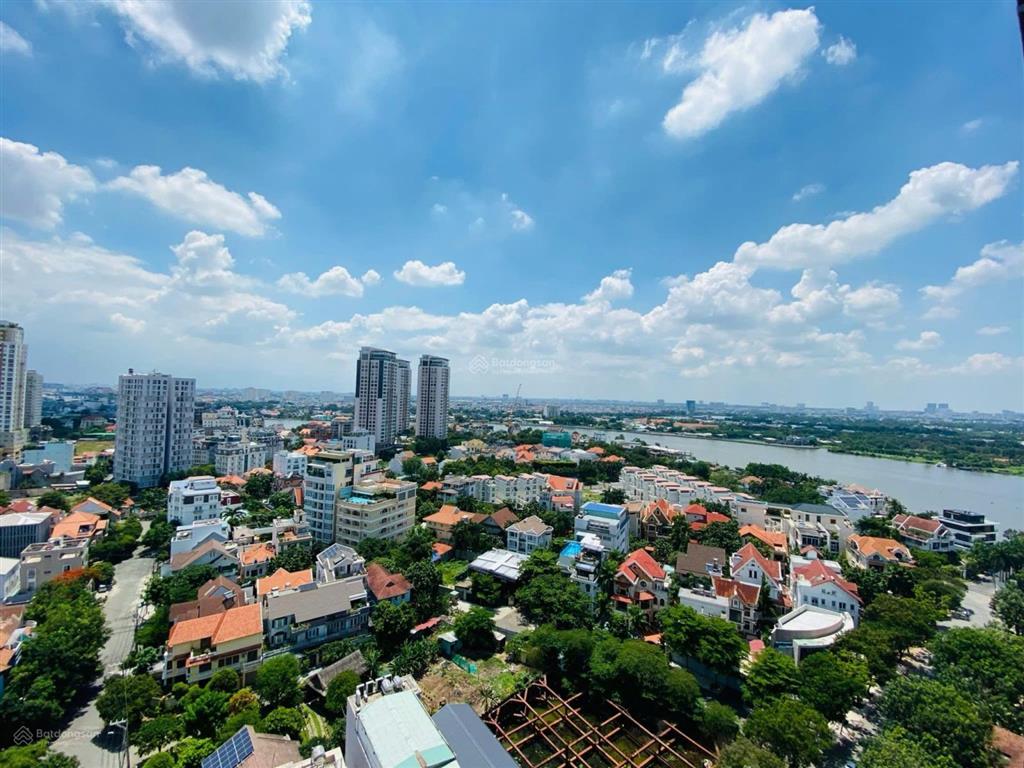 Bán chung cư d'edge thảo điền, 12 tỷ, 92m2, 2pn, 2wc, nội thất cơ bản, hot