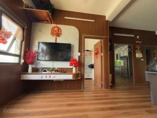 Bán căn 2pn 57m2 noxh tại nha trang để lại toàn bộ nội thất. đã ốp gỗ hết sàn view sông rẻ đẹp