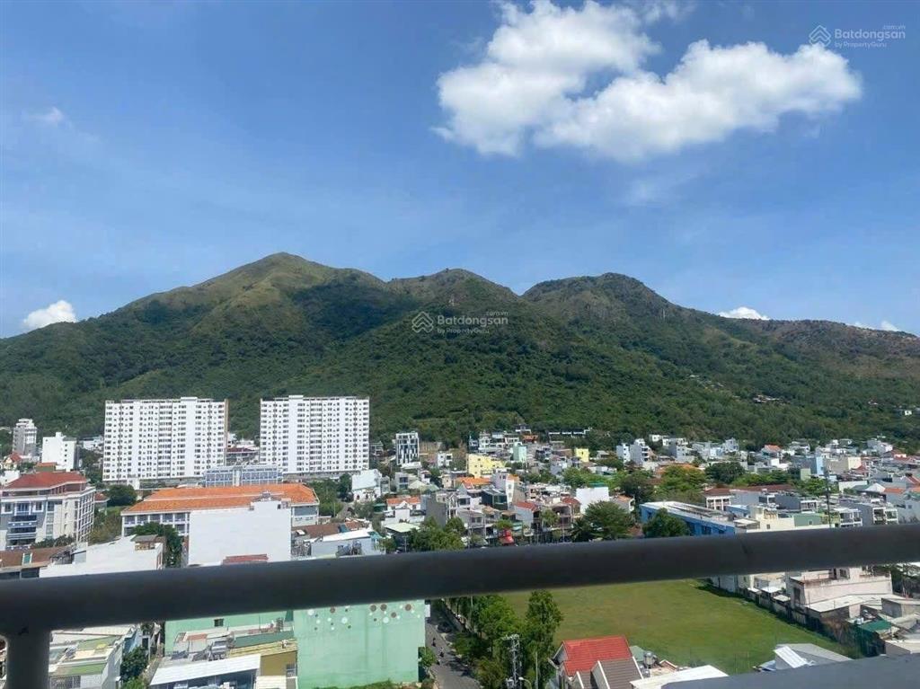 Bán chung cư hoàng quân view núi cô tiên 59m2 2 pn sổ hồng tầng cao 1ty850