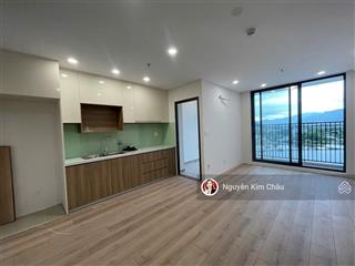 Cho thuê căn 2pn view sông tầng cao ct2 phước long nha trang 8tr 72m2
