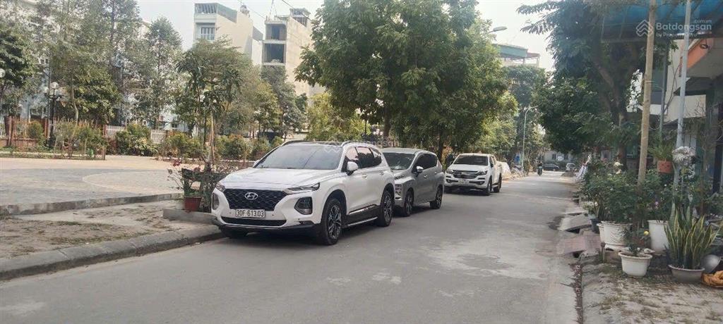 Bán gấp lô đất cl11 khu dịch vụ đồng đế dương nội, mặt tiền rộng 4.7m. 0961 628 ***