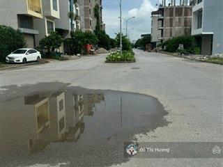 Bán nhanh lô dv 50m2 mặt đường đôi 24m khu b yên nghĩa, vị trí đẹp, giá đầu tư.  0961 628 ***