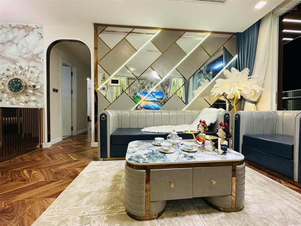 Giảm giá tốt siêu phẩm 3 pn park 5, vinhomes central park, view sông, full nội thất cao cấp