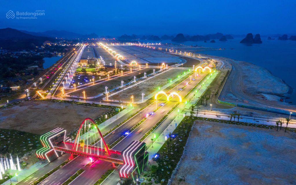 Cần tiền bán gấp giáp đô thị phương đông đông xá  vân đồn  quảng ninh