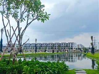 29/06 mở bán đ1, nhận booking ưu tiên 1 giỏ hàng đẹp, tt18 tháng, sổ đỏ sẵn có.   0949 651 ***