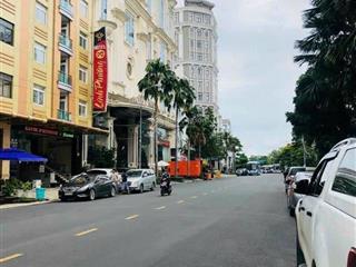 Bán nền biệt thự mặt tiền đường phạm ngọc thạch, gần trung tâm thương mại cái khế