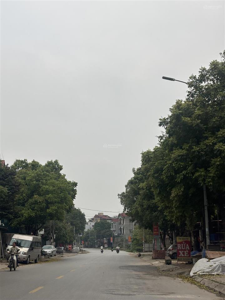 Bán đất khu đấu giá yên nội vạn yên yên lãng mê linh. dt 68m2 mt 6m giá 2,45 tỷ vị trí đắc địa