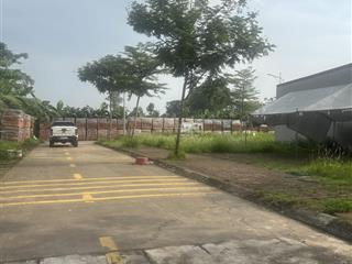 Bán đất đấu giá vạn yên liên mạc mê linh.dt66.6m2 mt5,5m2 giá 2.5tỷ đường vỉa hè 13m