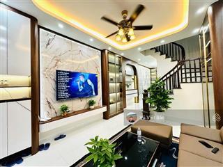 Nhà mới hồ tùng mậu, cầu giấy, 40m, 4 tầng, 2 thoáng chỉ nhỉnh 10 tỷ, cách phố chỉ 15m