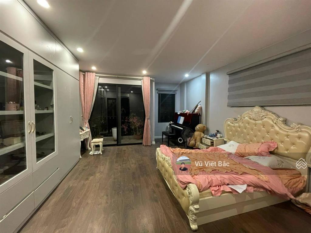 Mặt phố giá rẻ đầu tư pháo đài láng, đống đa chỉ 32 tỷ, 82m2, 5 tầng, mặt tiền kinh doanh tốt