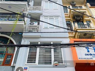 Mặt phố giá rẻ đầu tư pháo đài láng, đống đa chỉ 32 tỷ, 82m2, 5 tầng, mặt tiền kinh doanh tốt