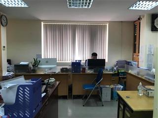Cho thuê tầng 1 ( lửng ) phố cầu giấy,đống đa,hà nội,dtsd 200m2,thông sàn,giá 120tr/tháng