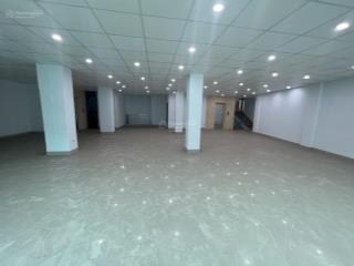 Cho thuê vp và mbkd phố phạm tuấn tài,cầu giấy,hà nội,dt 170m2  250m2 giá 33tr  68tr/tháng