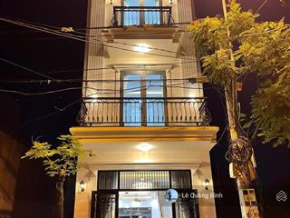 Nhà 3 tầng mới đẹp phong cách tân cổ điển khu tđc đất lành. full nội thất đẹp. giá tốt